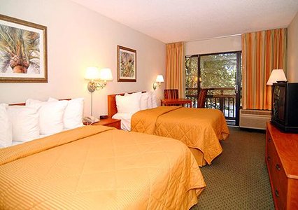 Comfort Inn Hilton Head Island 02.[1]